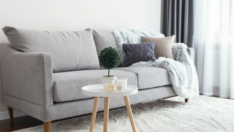 Como conservar sofá sempre bonito e limpo